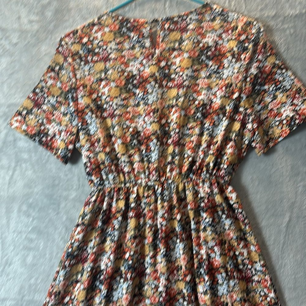 Boture Floral Peasant Dress with Short Sleeves and Ruffled Bottom Size Small - Picture 8 of 8